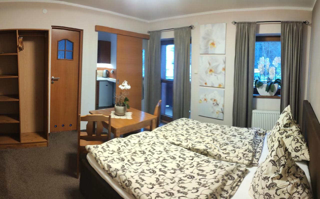 Margus Apartmany Ощадніца Екстер'єр фото