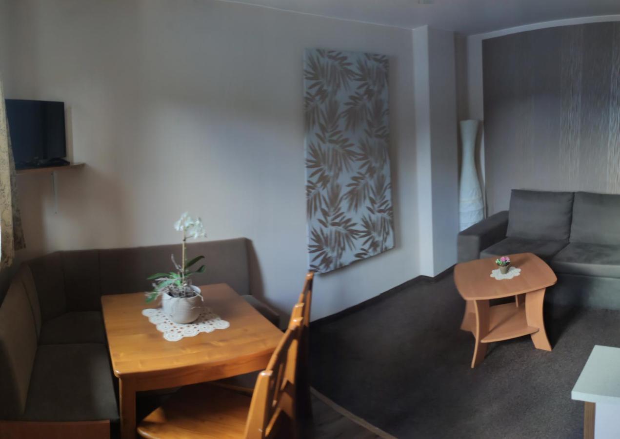 Margus Apartmany Ощадніца Екстер'єр фото