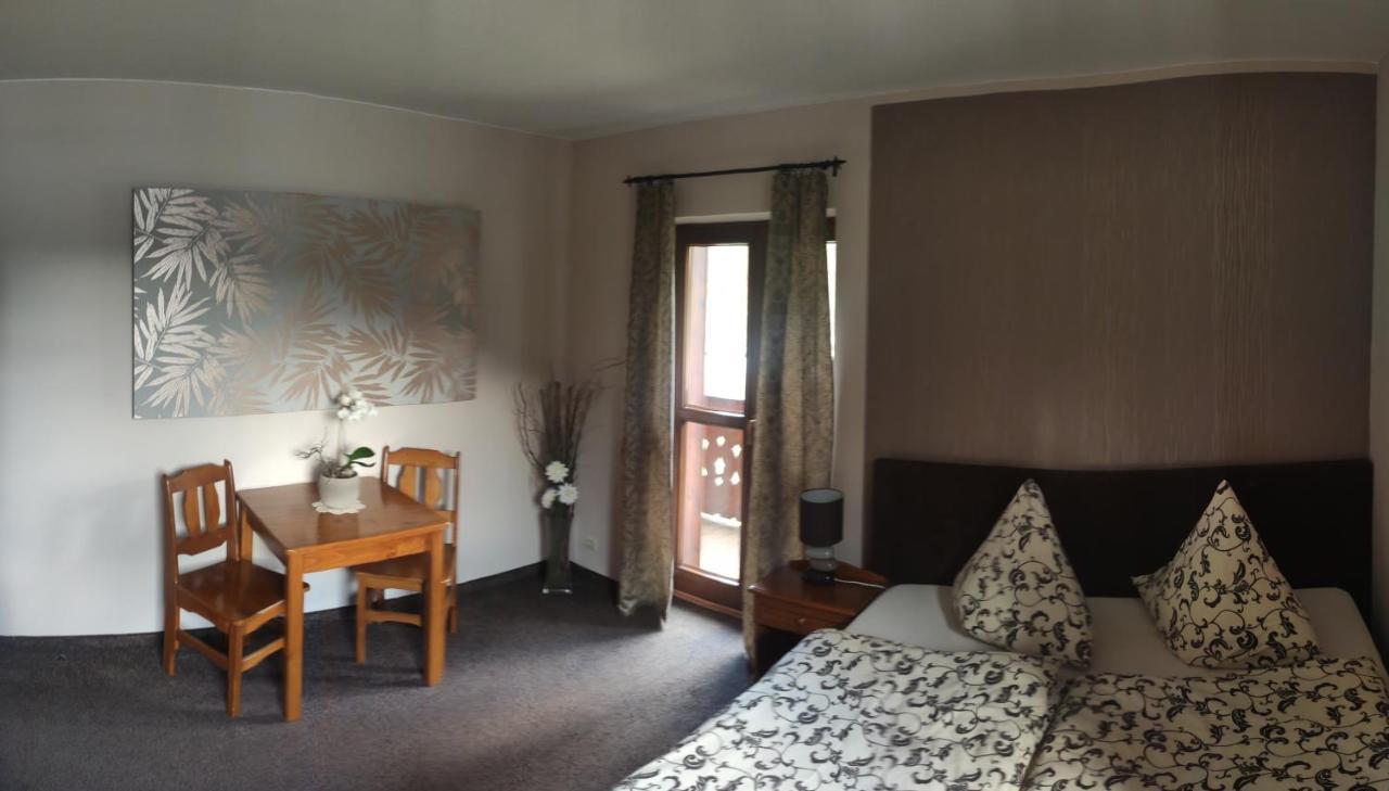 Margus Apartmany Ощадніца Екстер'єр фото