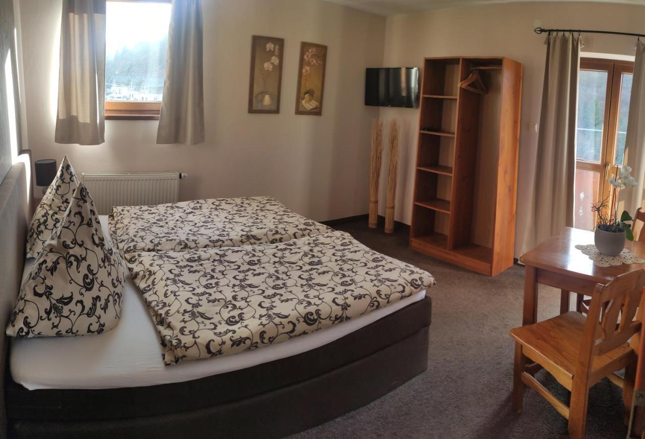 Margus Apartmany Ощадніца Екстер'єр фото