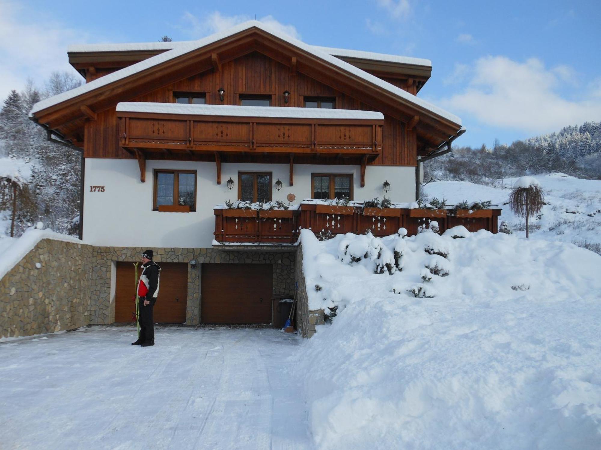 Margus Apartmany Ощадніца Екстер'єр фото